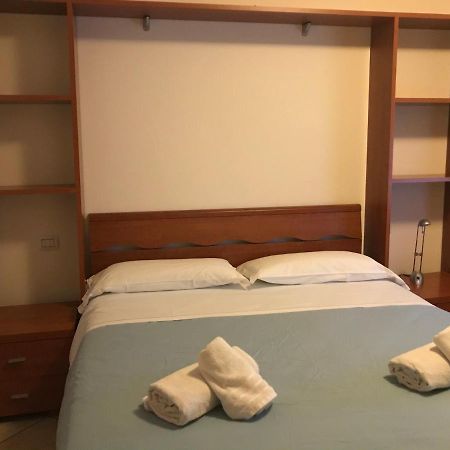 尼娜住宿加早餐旅馆 贝尔加莫 外观 照片