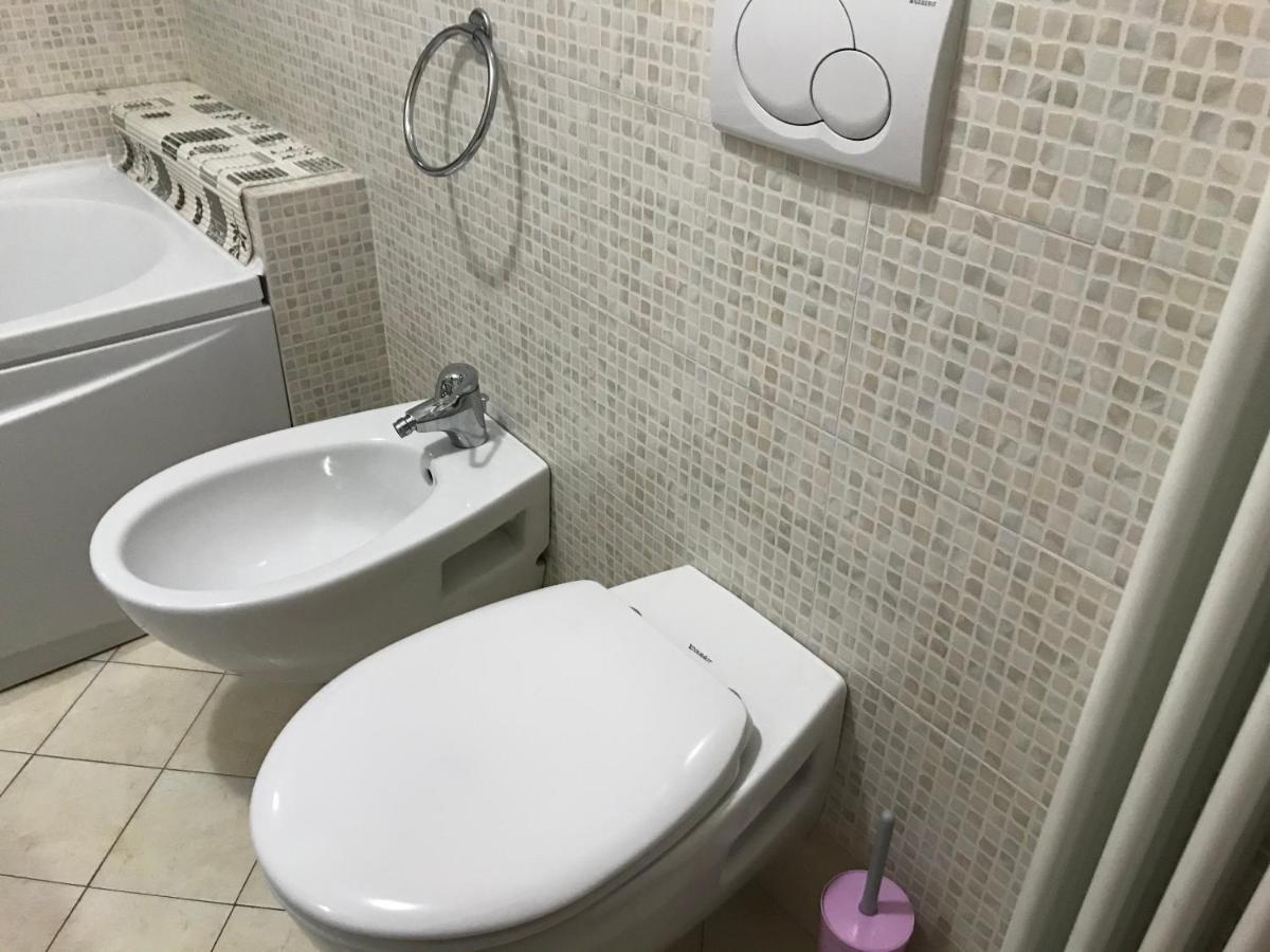 尼娜住宿加早餐旅馆 贝尔加莫 外观 照片
